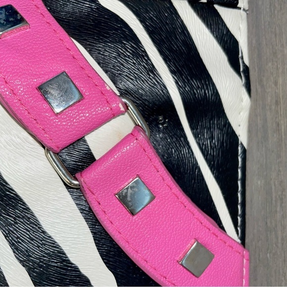 MICHE ZOE Classic Shell, Zebra Print with Pink - Picture 3 of 3
